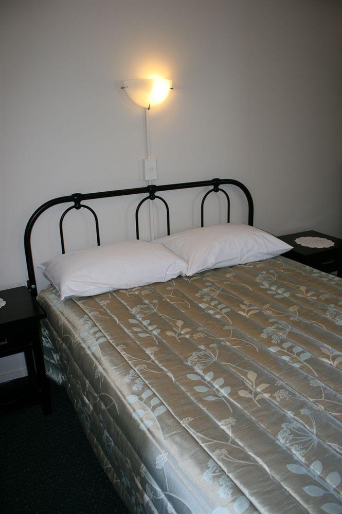 88 Wallace Court Motel Wellington Extérieur photo